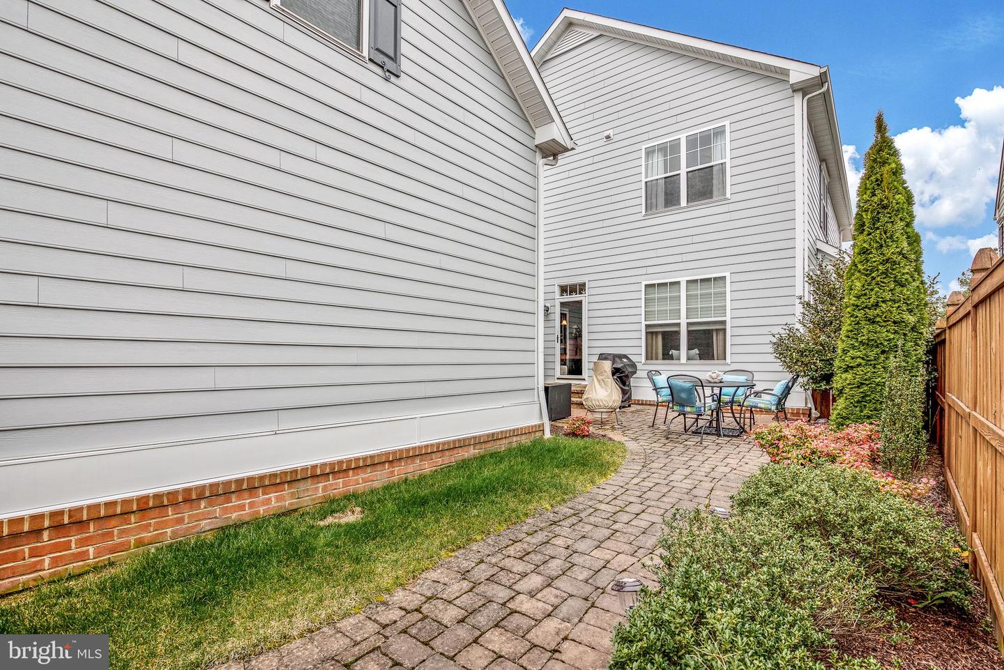 444 Macum Creek Dr