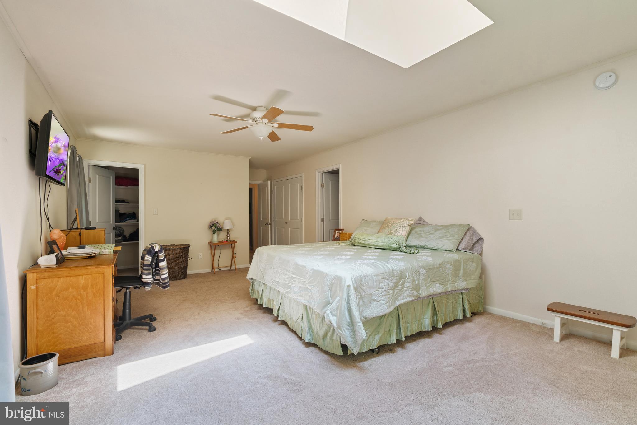 1180 Rabbit Hill Rd