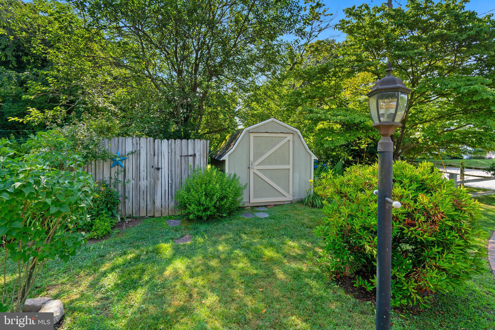 900 Church Hill Rd