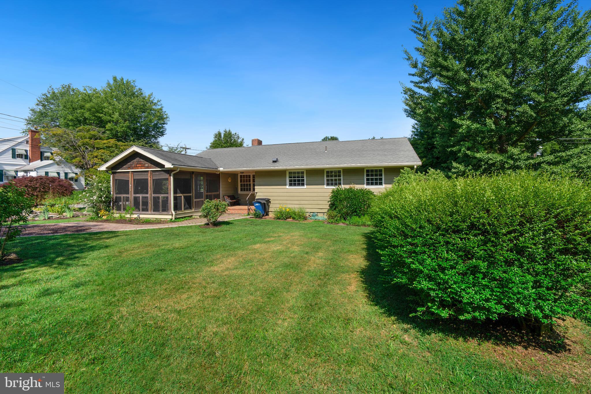 900 Church Hill Rd