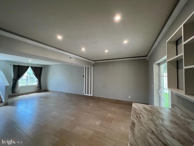 99 Lee Rd
