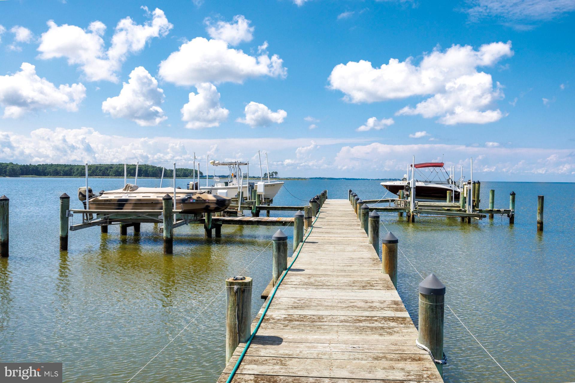 301 Swan Cove Ln #C-1