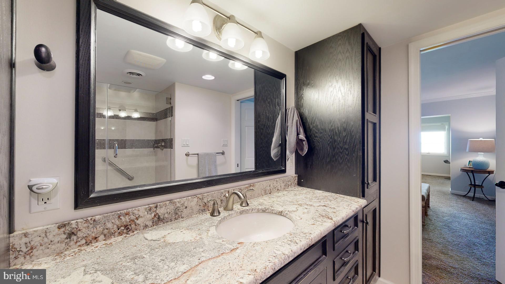 301 Swan Cove Ln #C-1