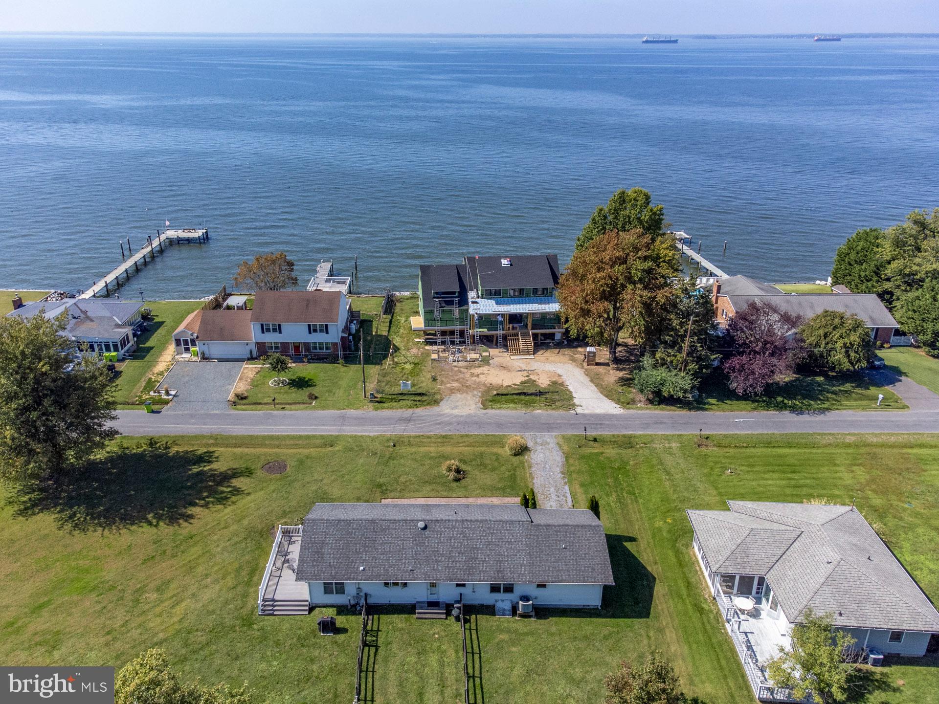 713 Bay Dr