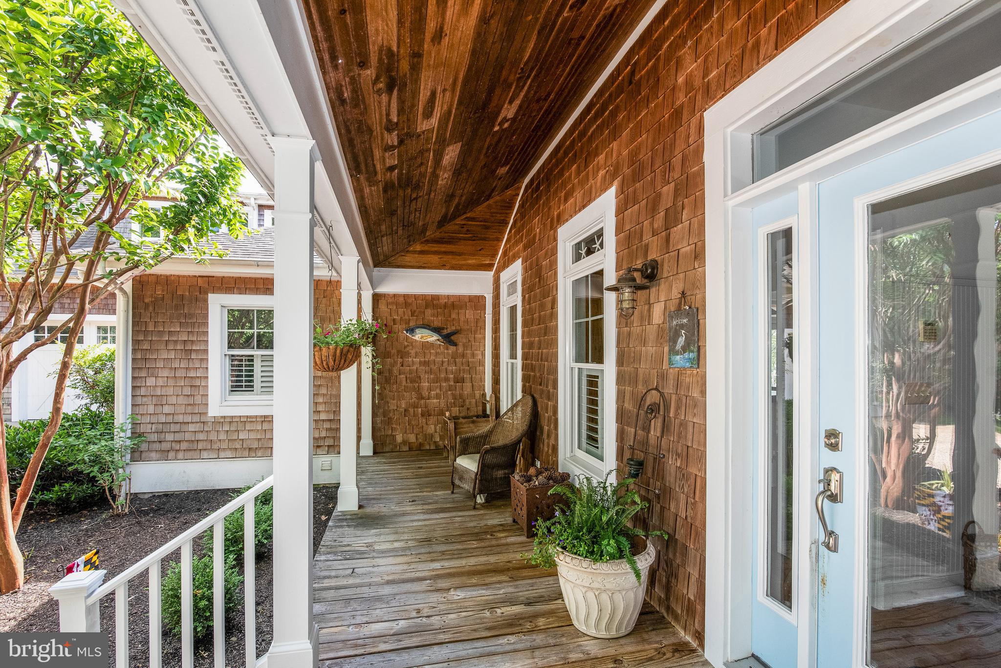 220 Old Wharf Ln