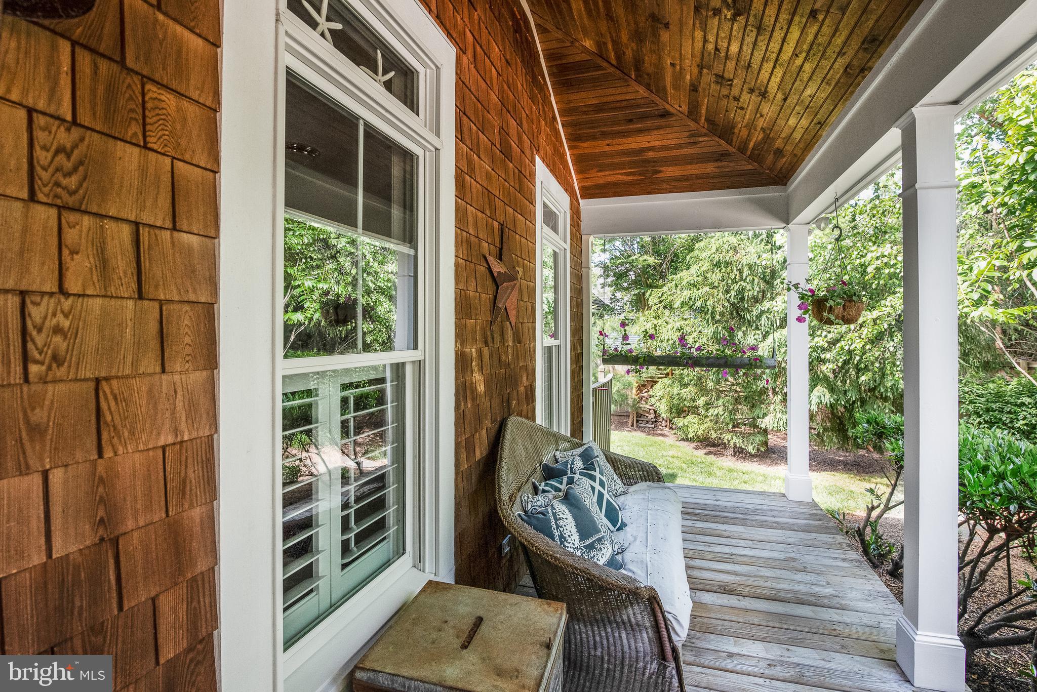 220 Old Wharf Ln