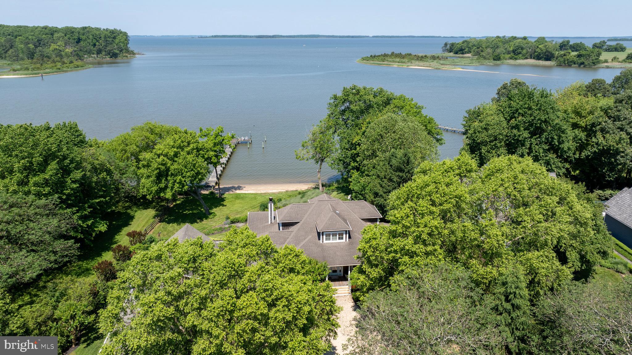 220 Old Wharf Ln