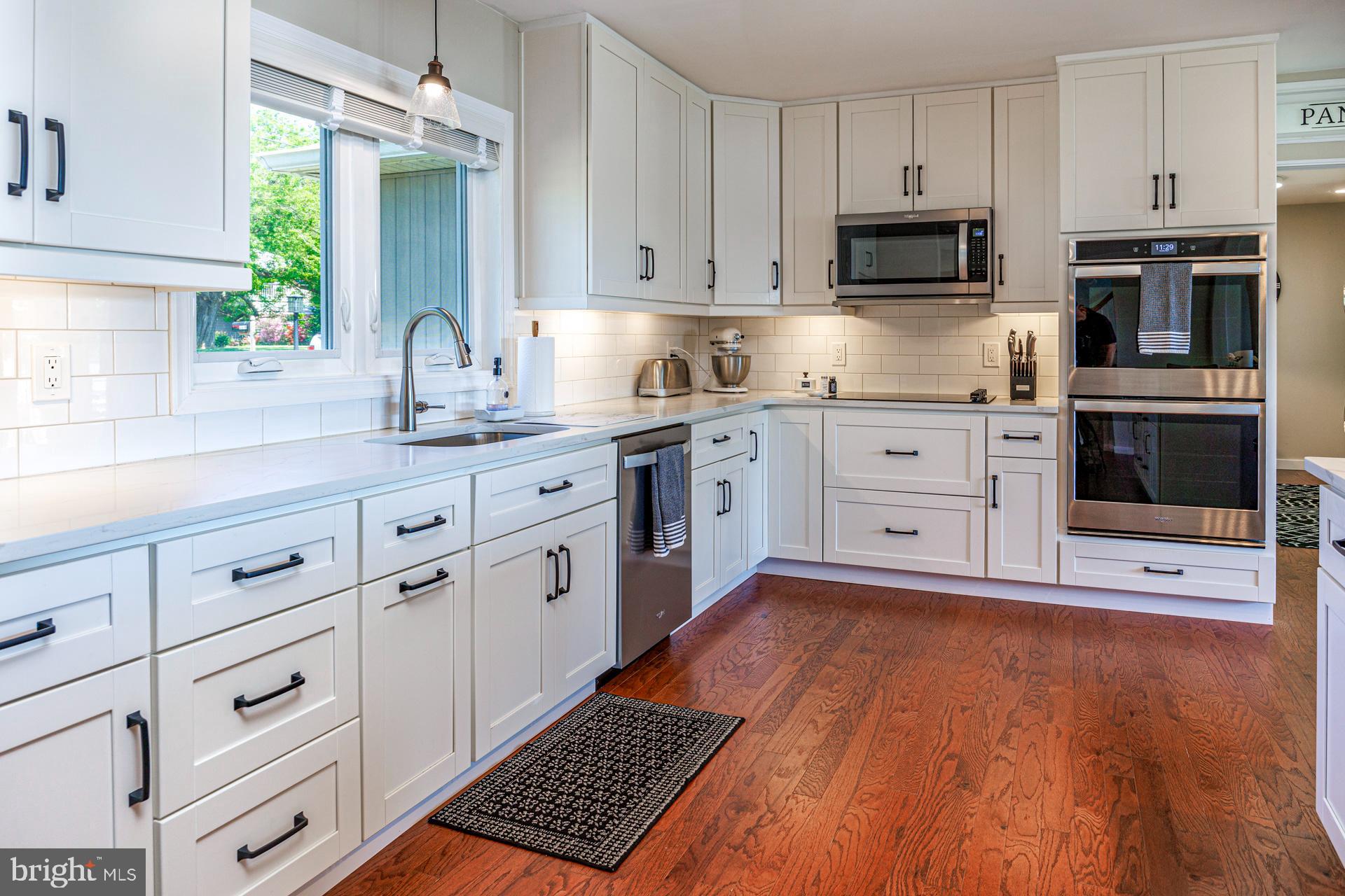 119 Congressional Dr