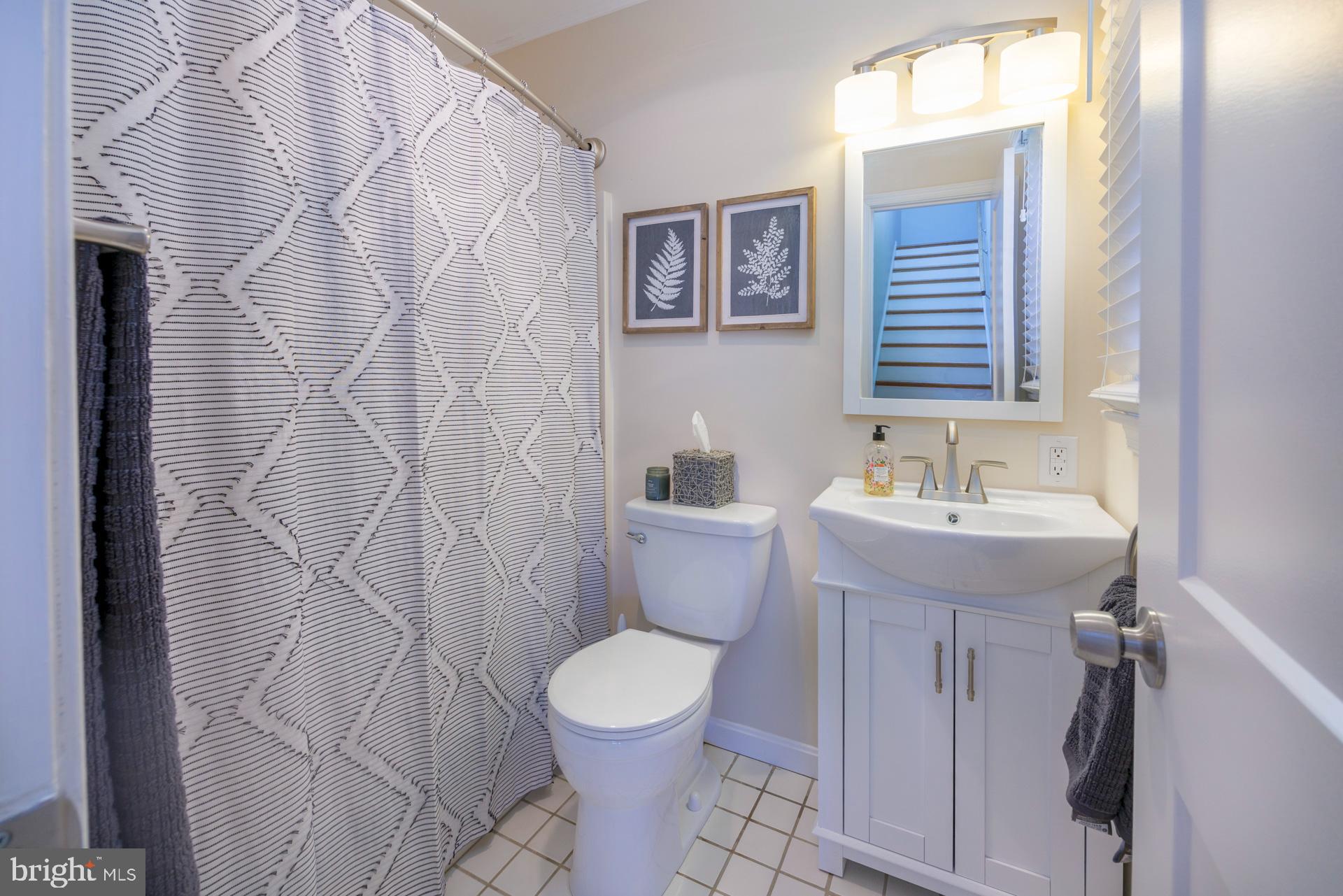 119 Congressional Dr