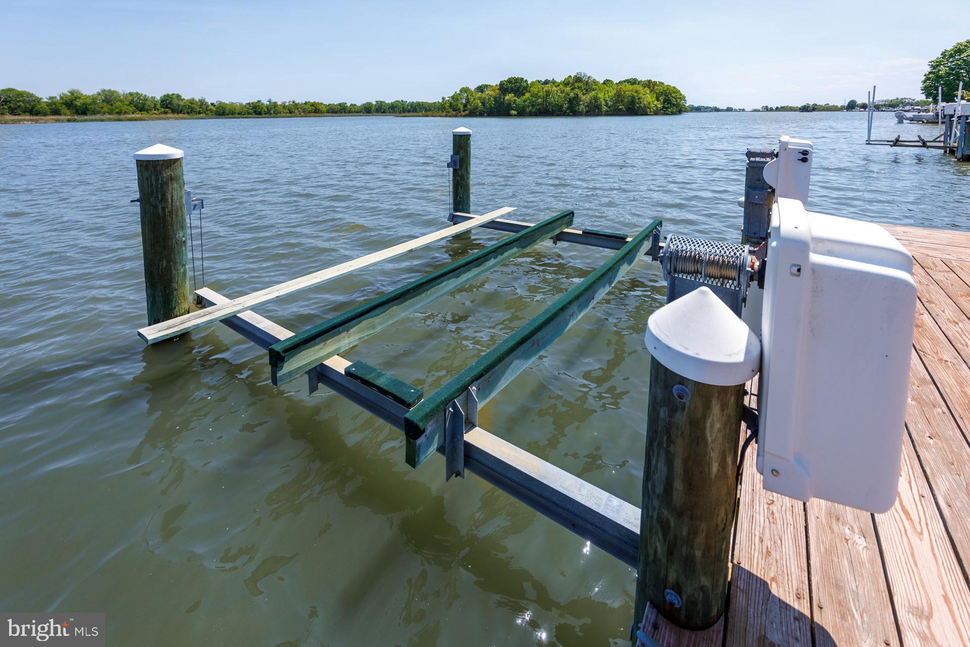 119 Congressional Dr