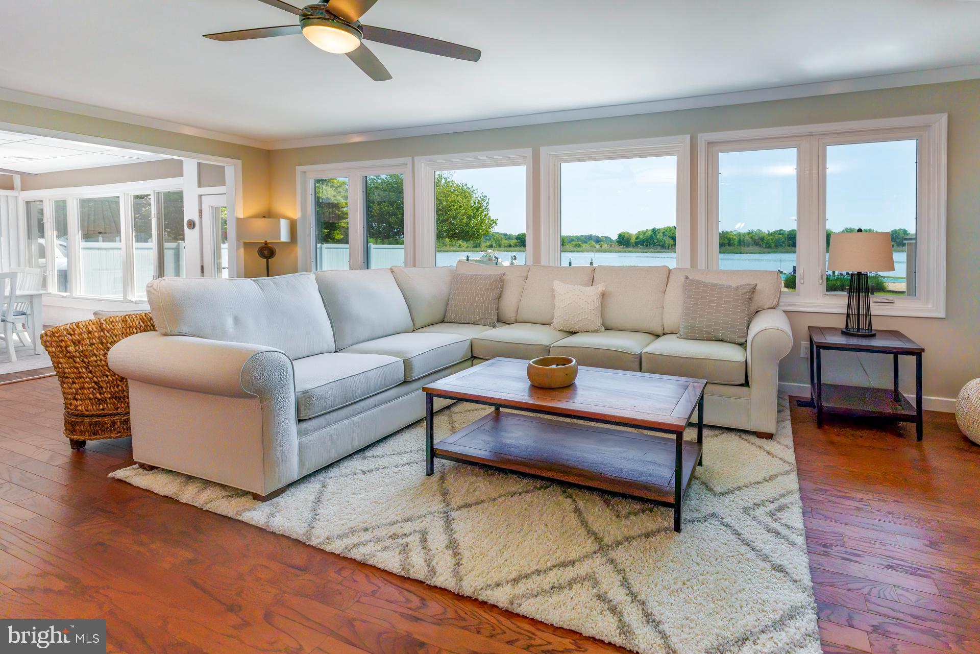 119 Congressional Dr