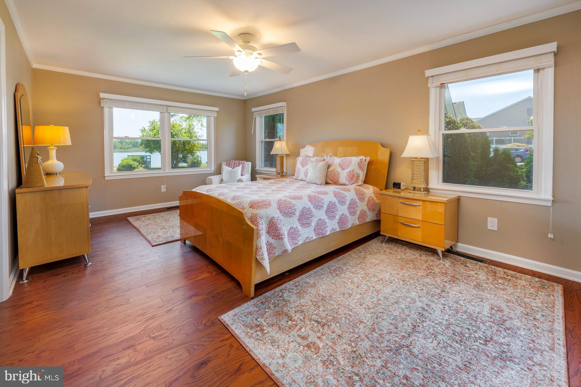 119 Congressional Dr