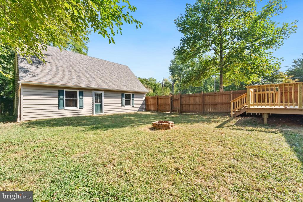 409 Riverview Rd