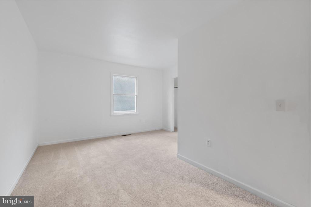 409 Riverview Rd
