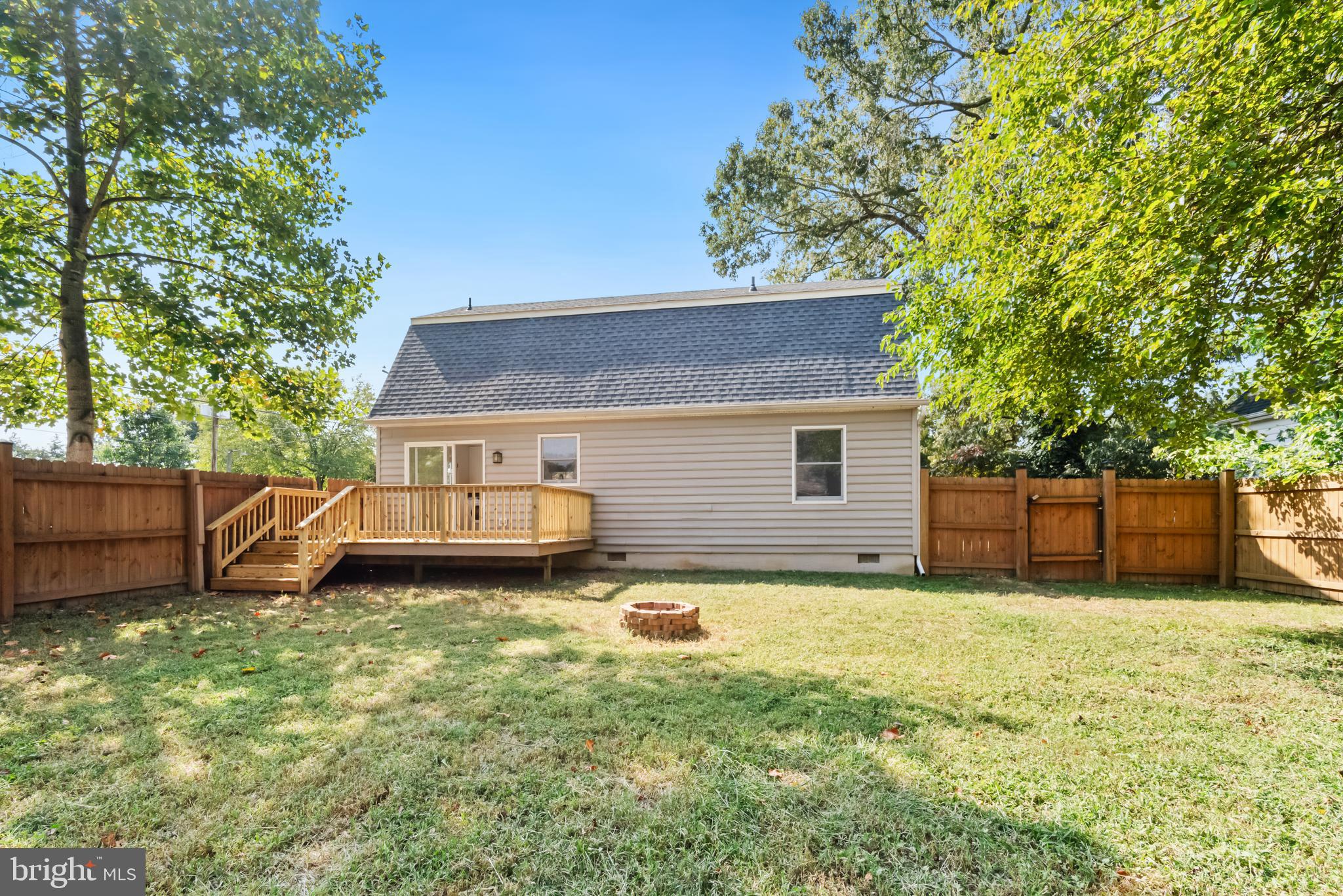 409 Riverview Rd