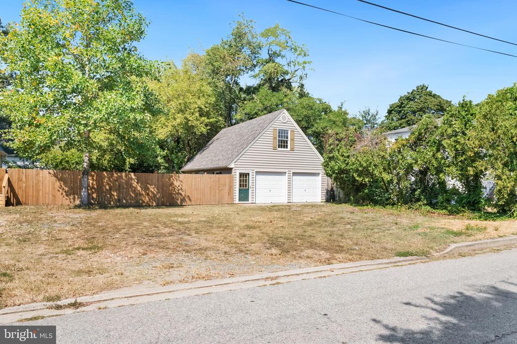 409 Riverview Rd