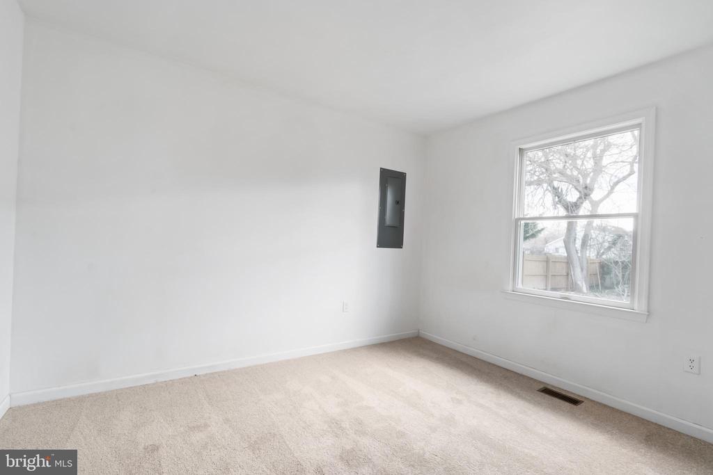 409 Riverview Rd