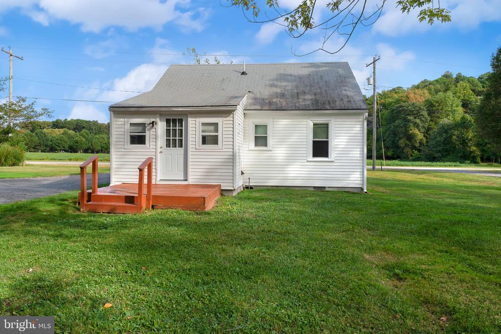 1322 Perry's Corner Road
