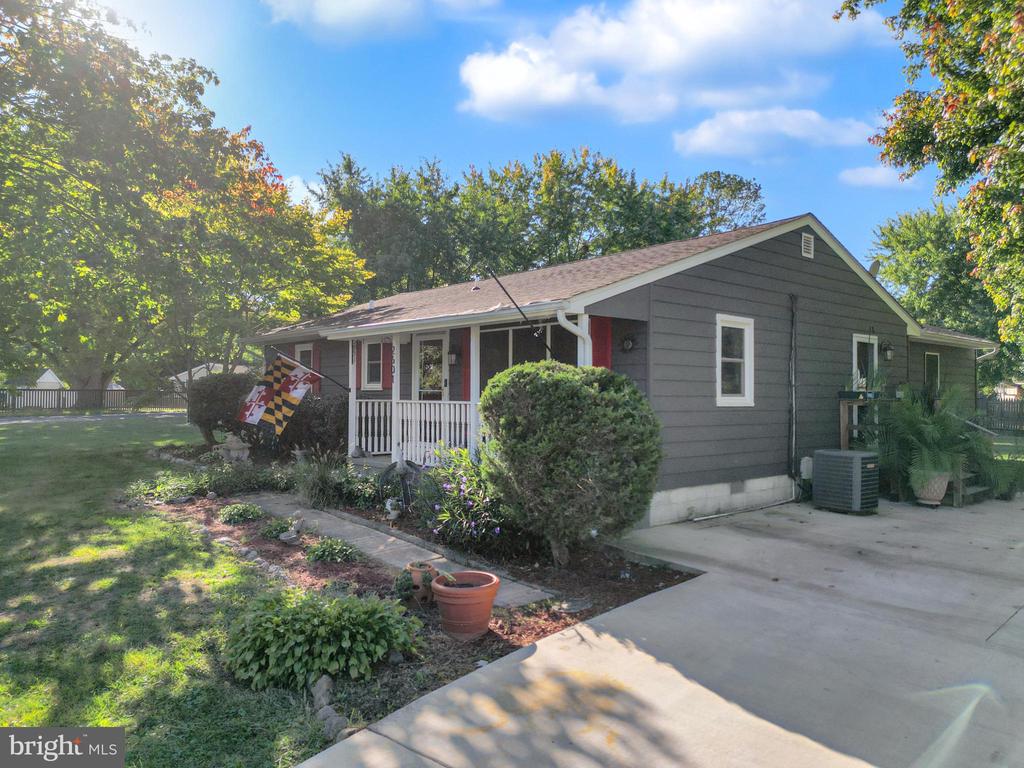 2601 Ellicott Dr