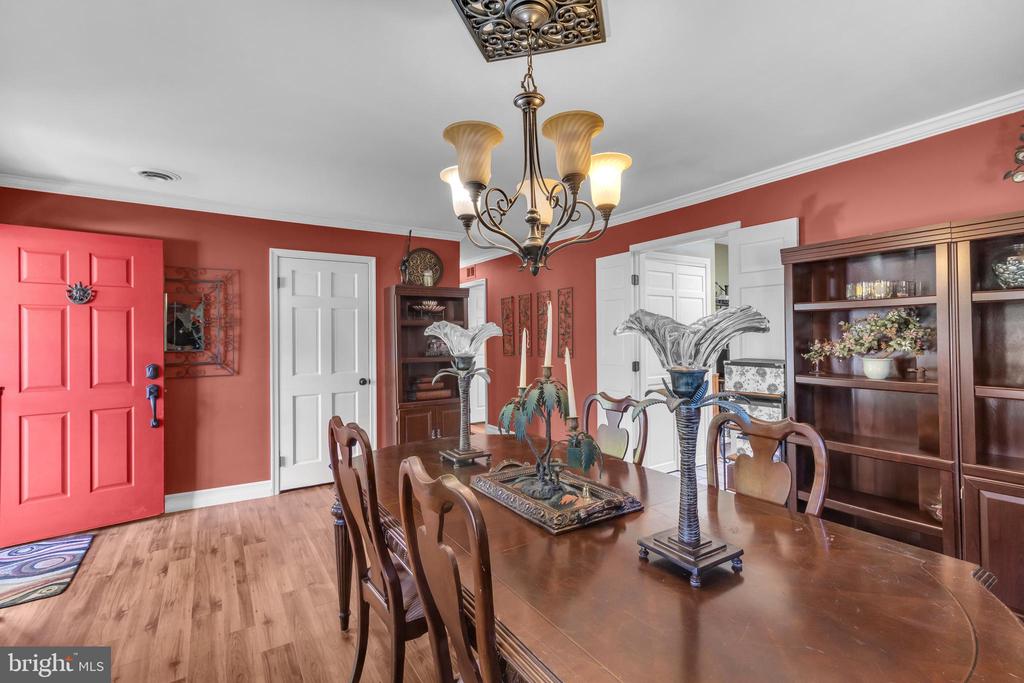 2601 Ellicott Dr