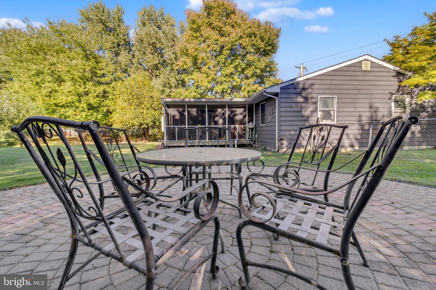 2601 Ellicott Dr