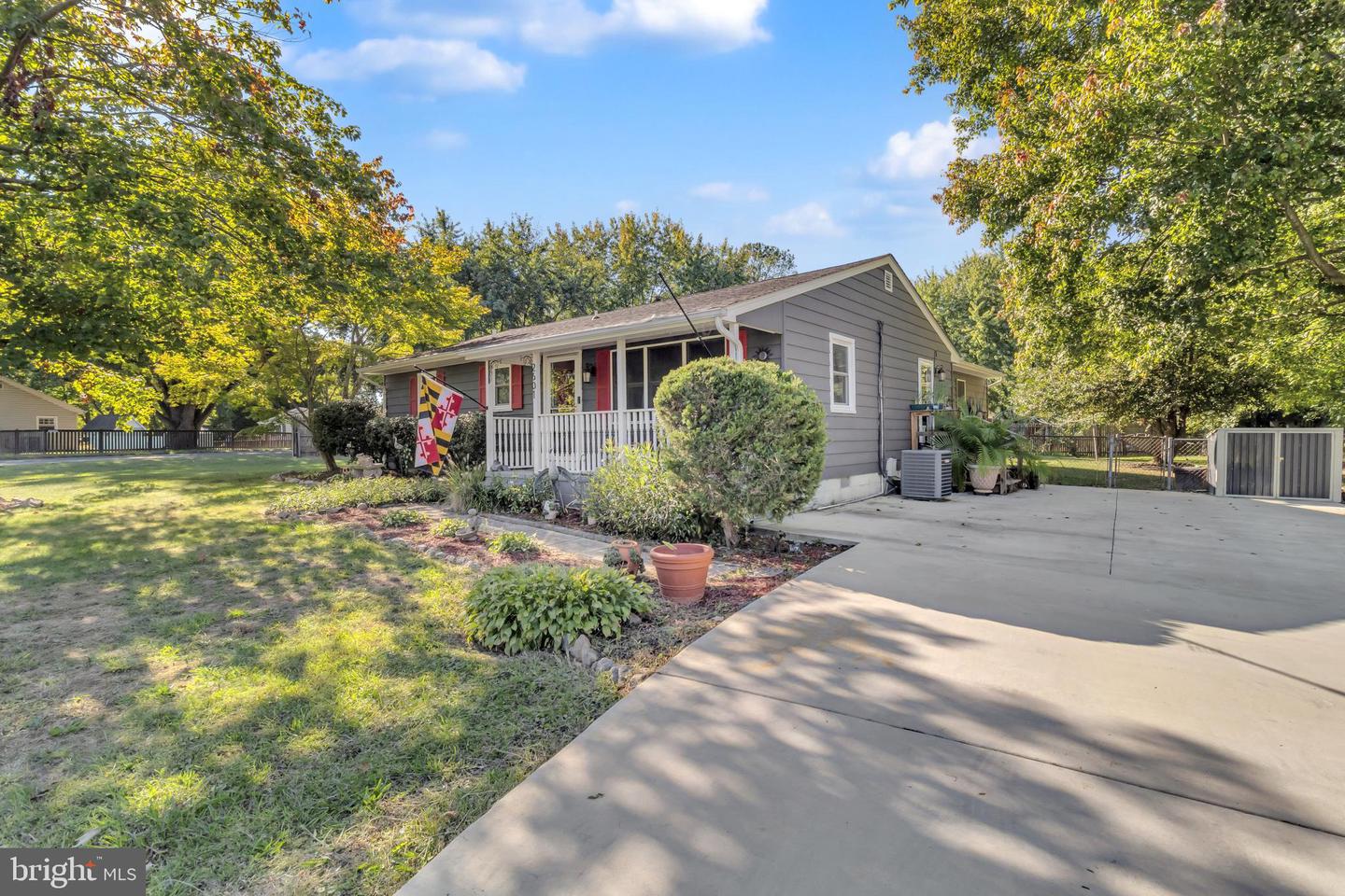 2601 Ellicott Dr