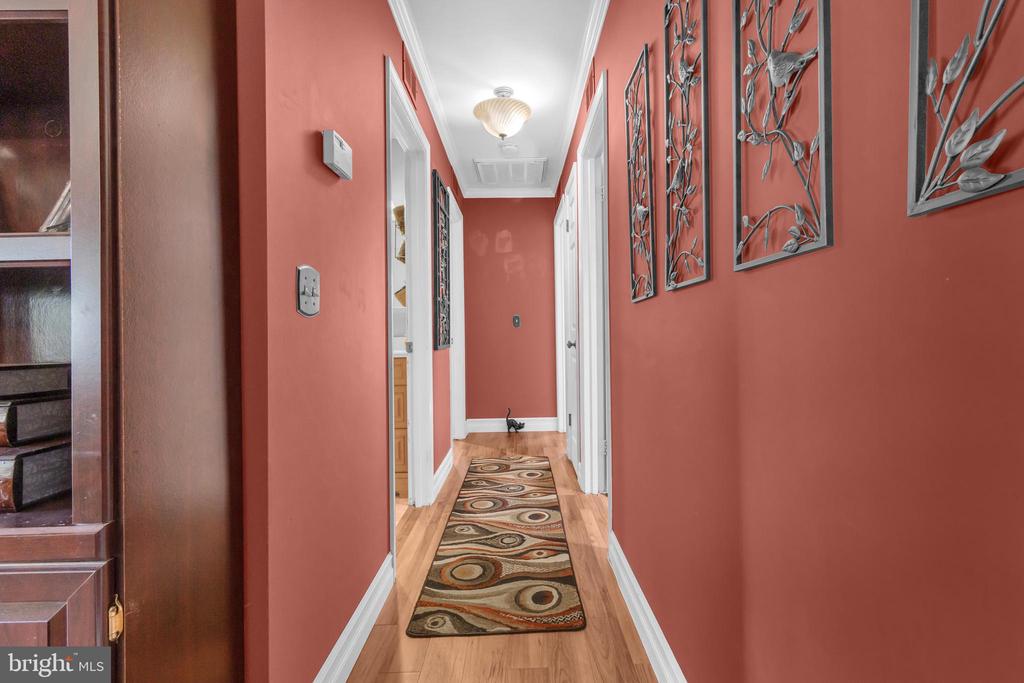 2601 Ellicott Dr