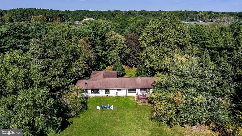 106 Davidson Dr