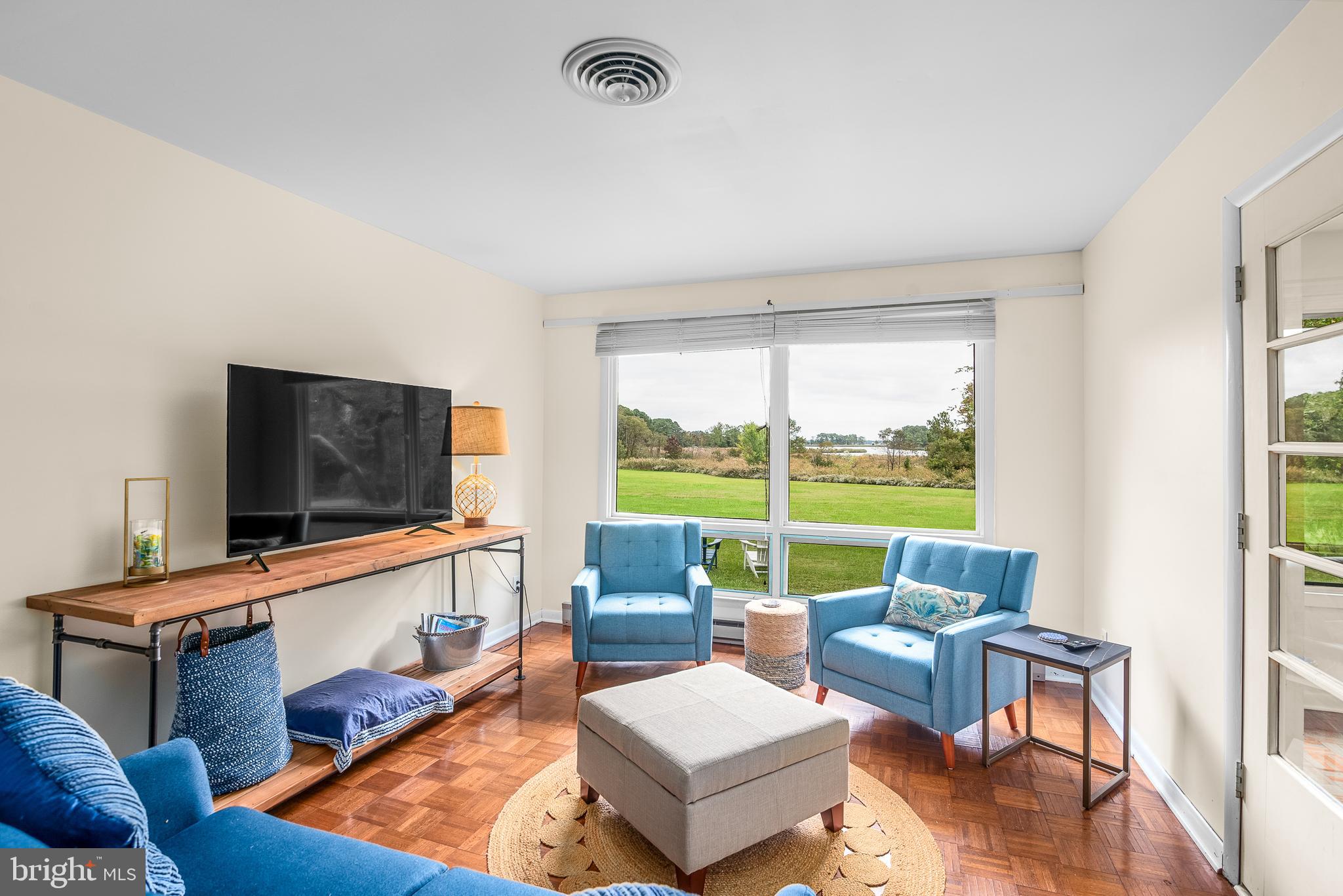 106 Davidson Dr