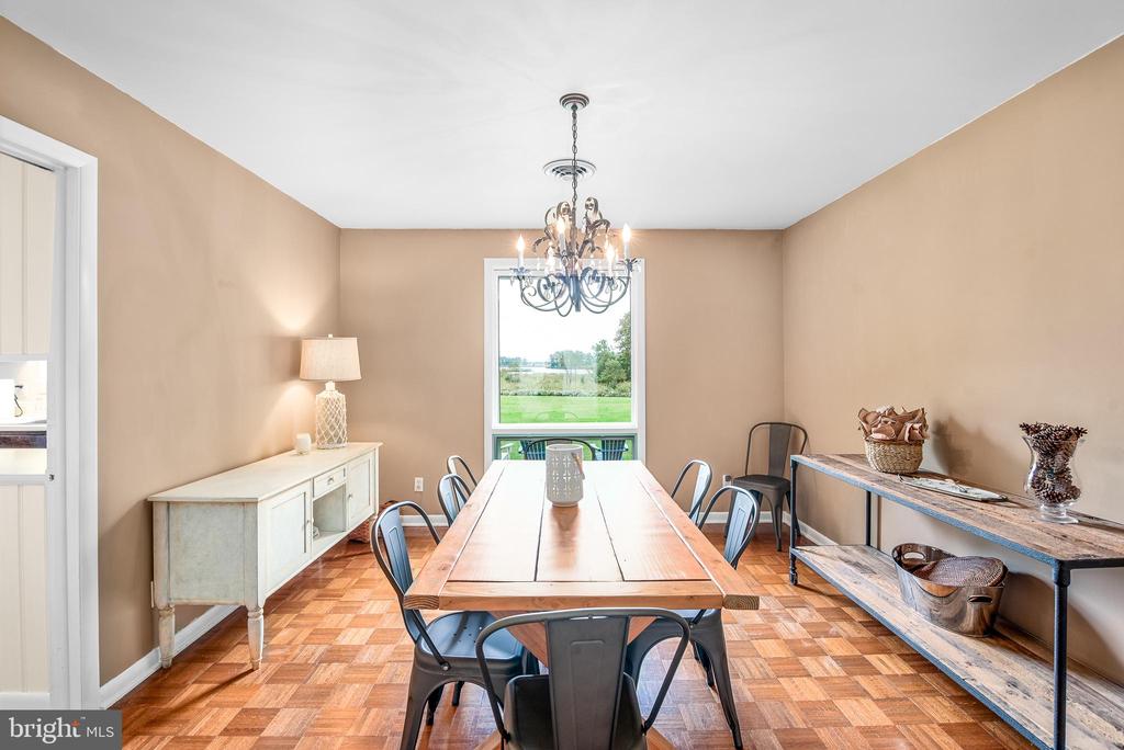 106 Davidson Dr