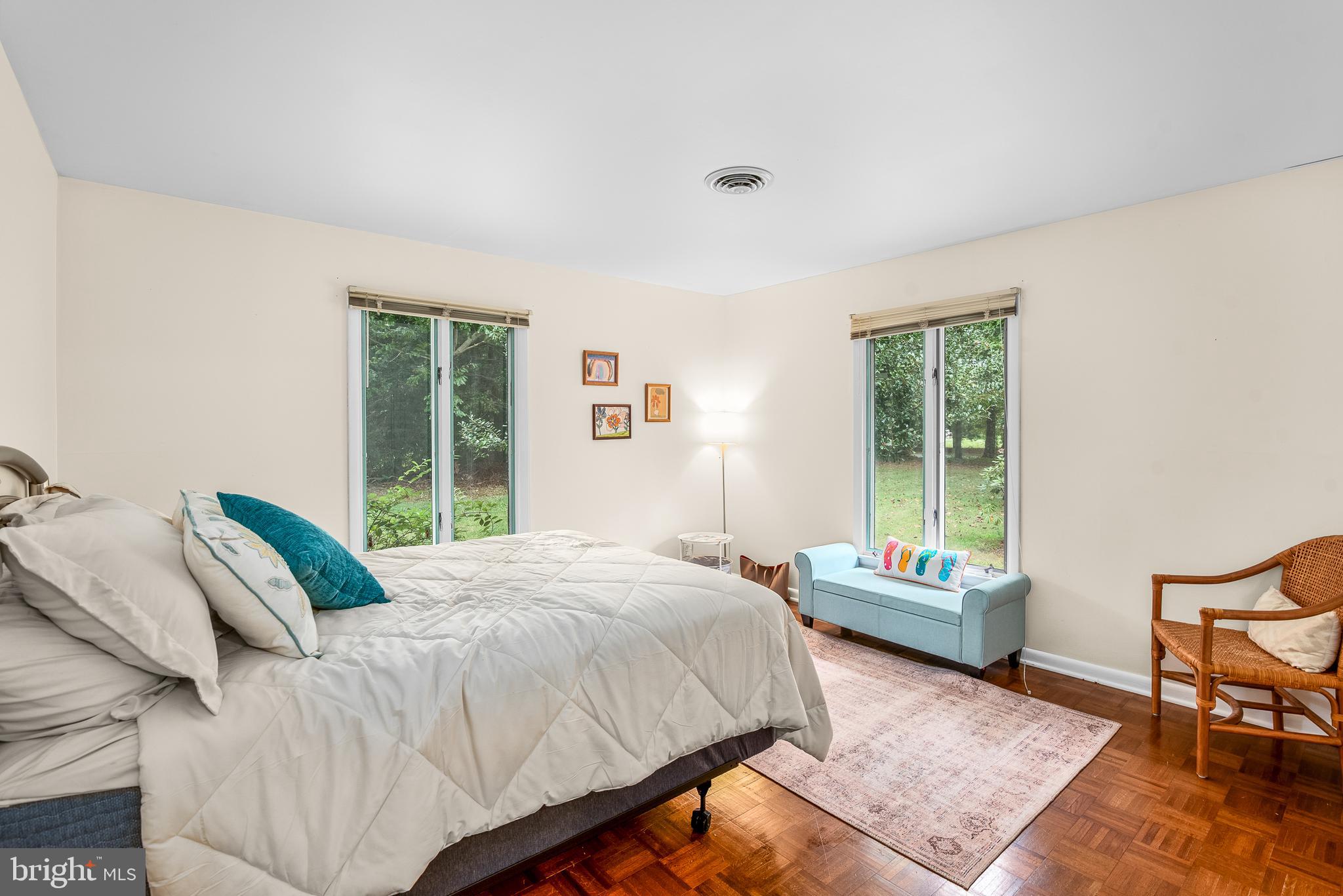 106 Davidson Dr