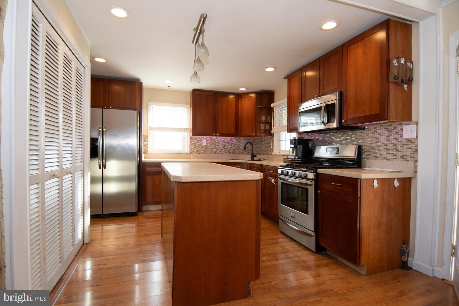 431 Chesterfield Ave