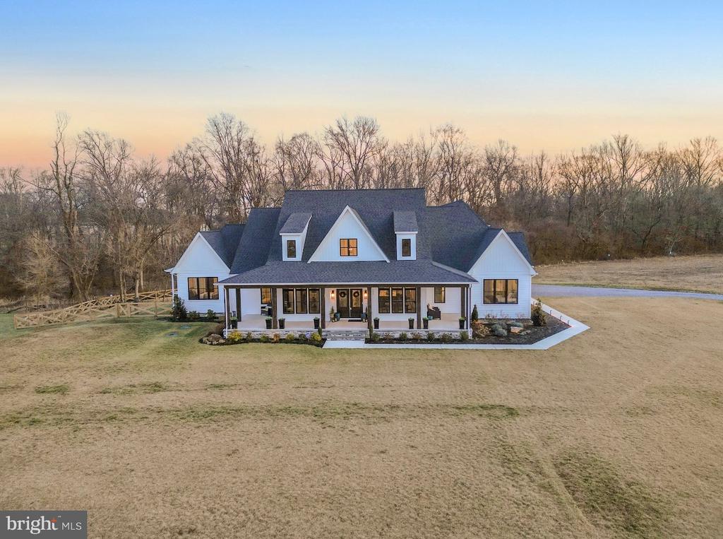 123 Thicket Ct