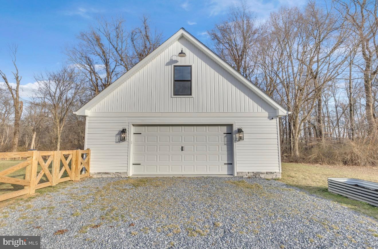 123 Thicket Ct