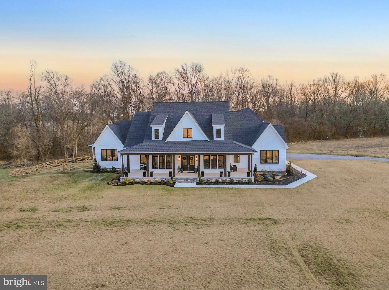 123 Thicket Ct
