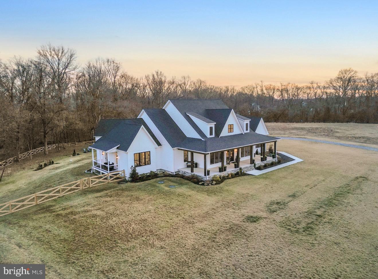 123 Thicket Ct