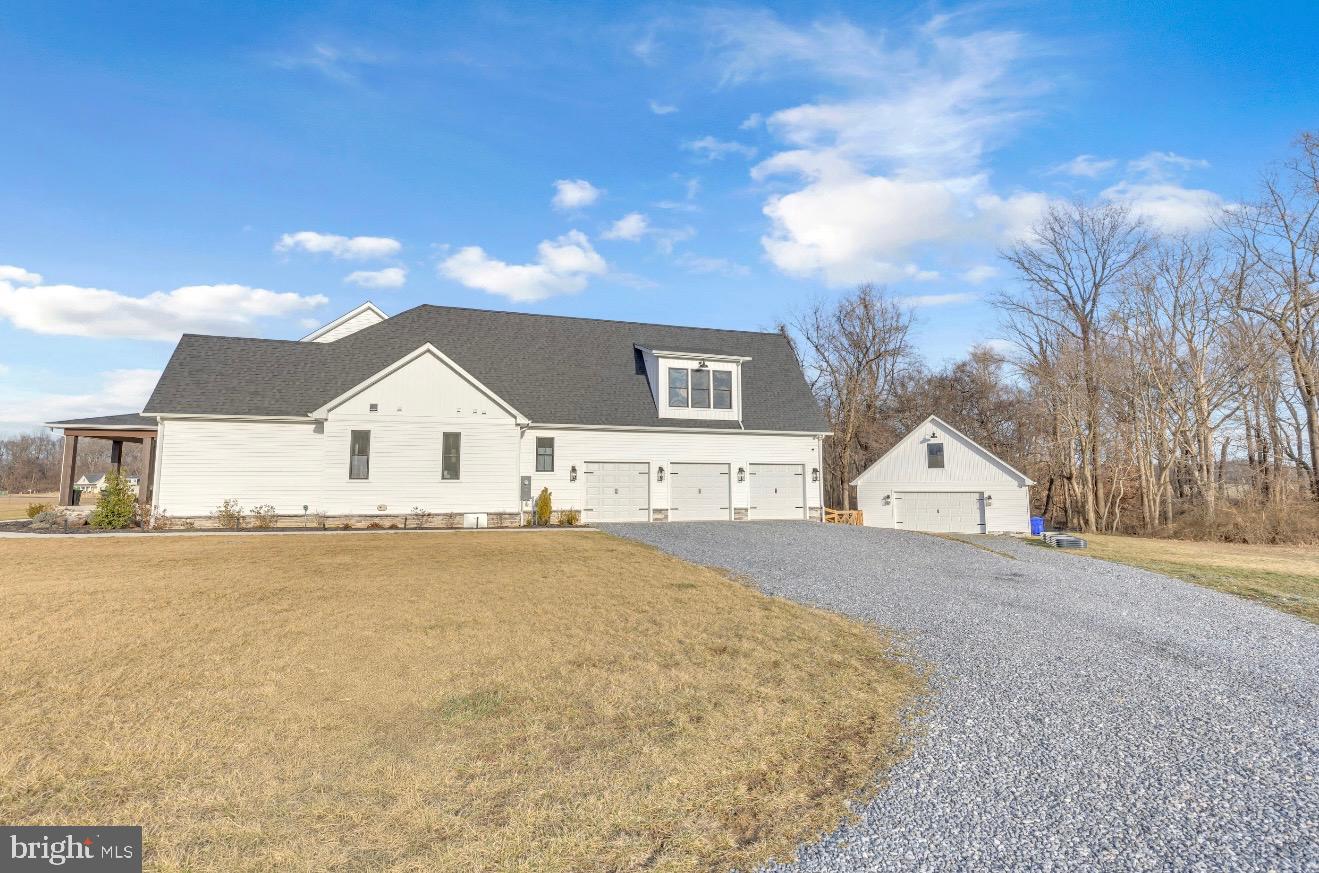 123 Thicket Ct