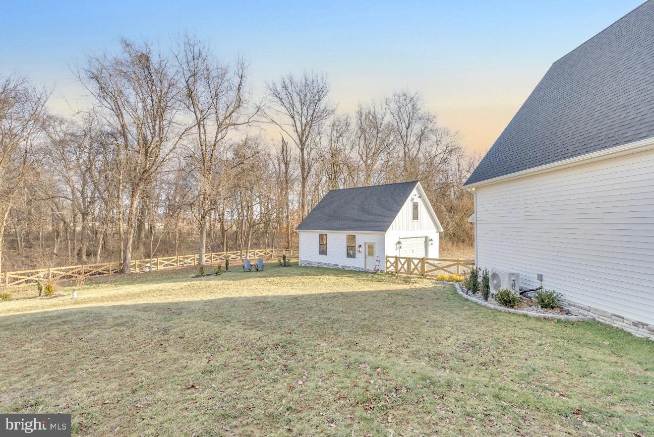 123 Thicket Ct