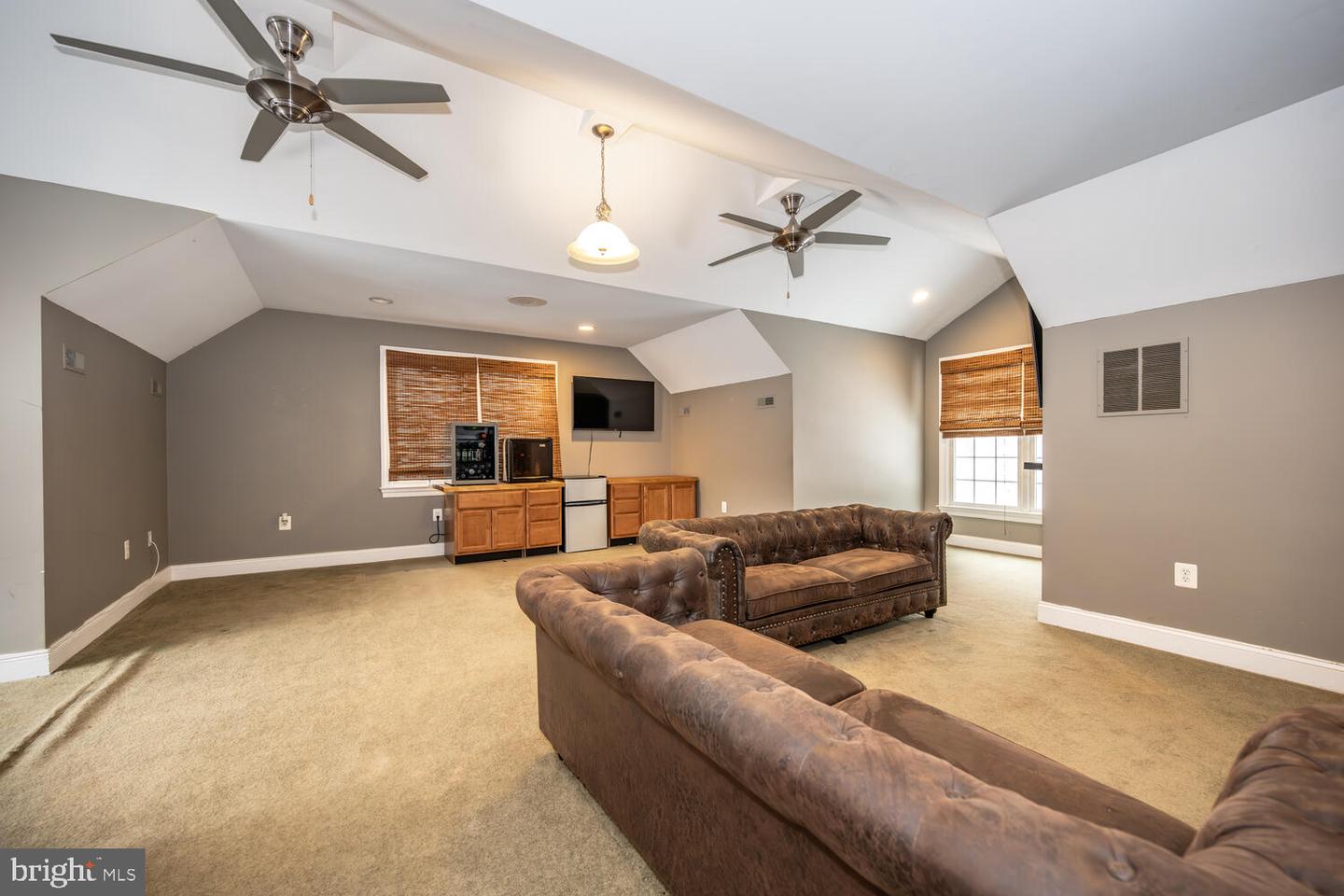 200 Green Farm Ln