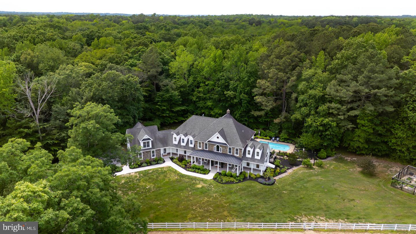 200 Green Farm Ln