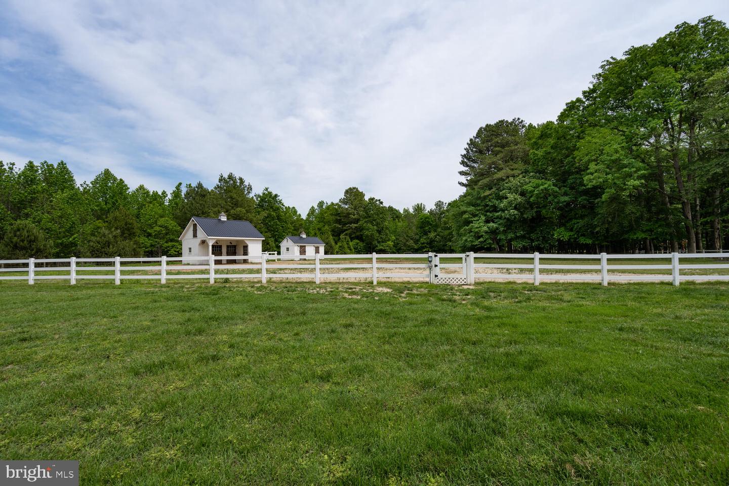 200 Green Farm Ln