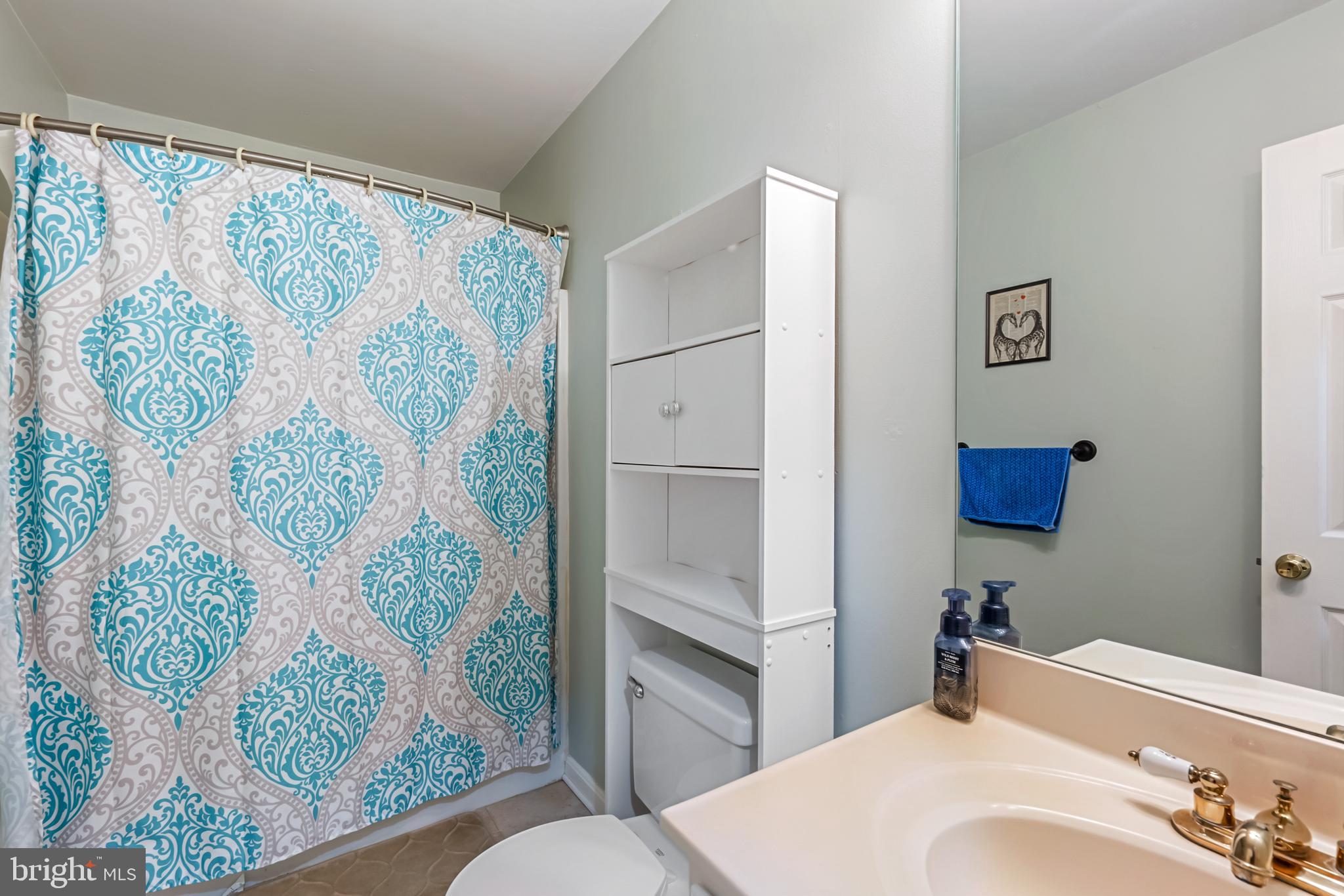 105 Donna Anne Ct