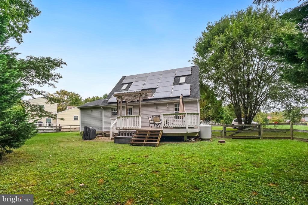 105 Donna Anne Ct