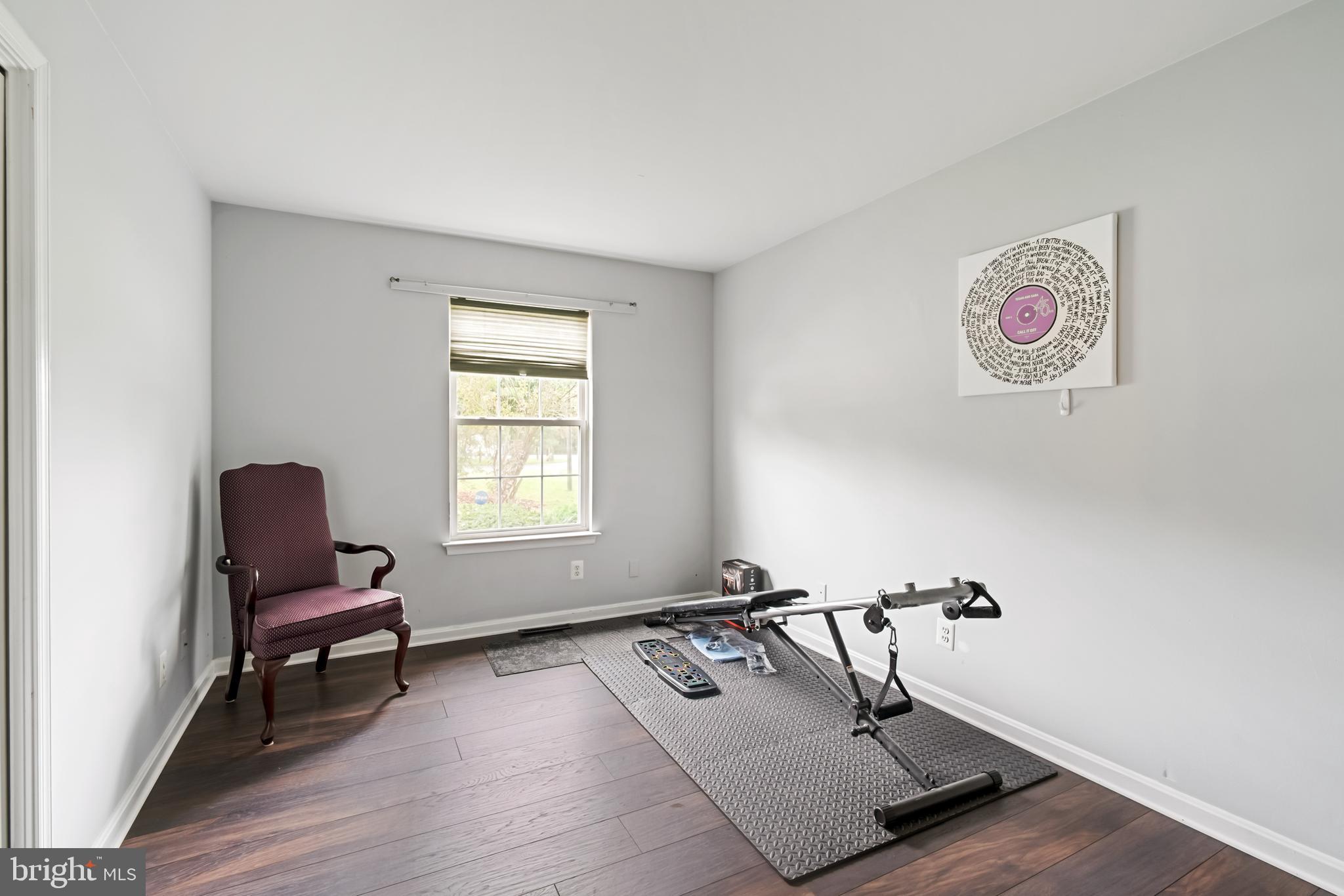 105 Donna Anne Ct