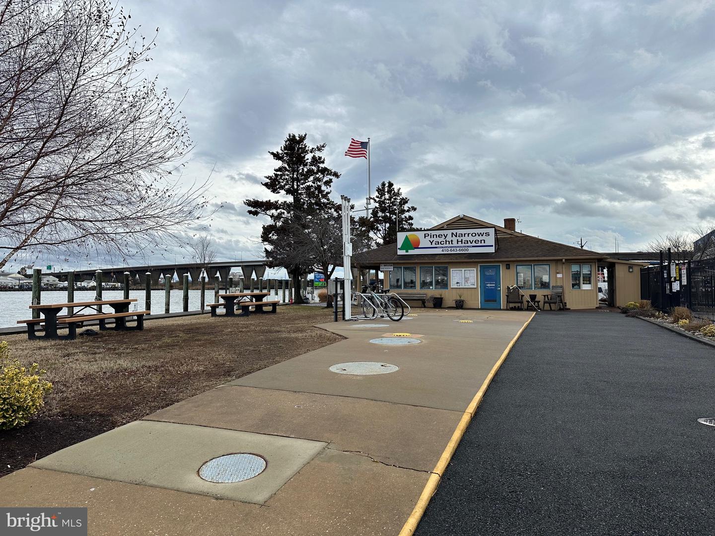 18-J Piney Narrows Rd