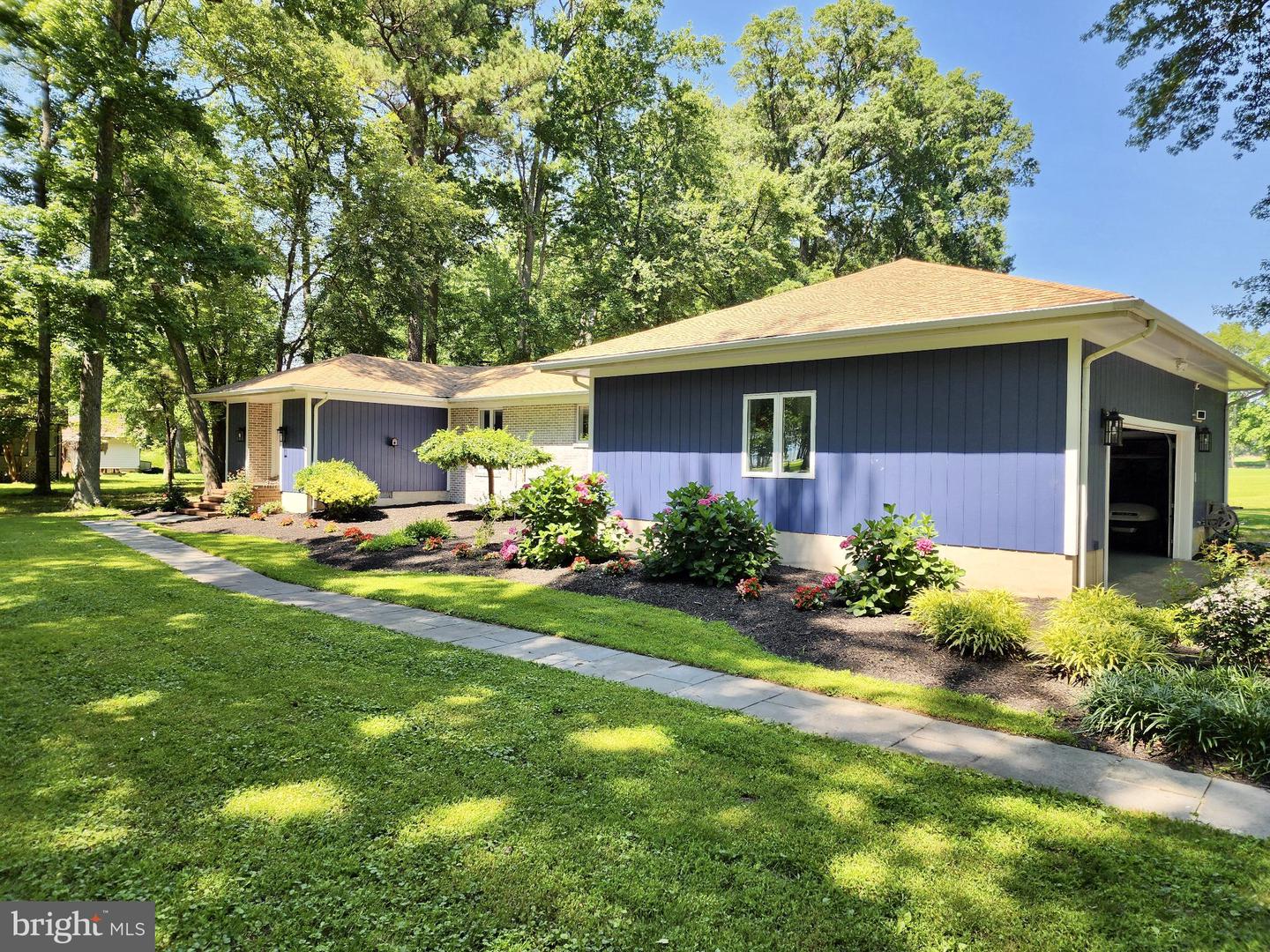 42 Prospect Bay Dr W