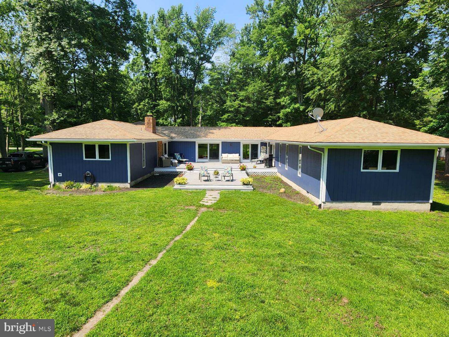 42 Prospect Bay Dr W