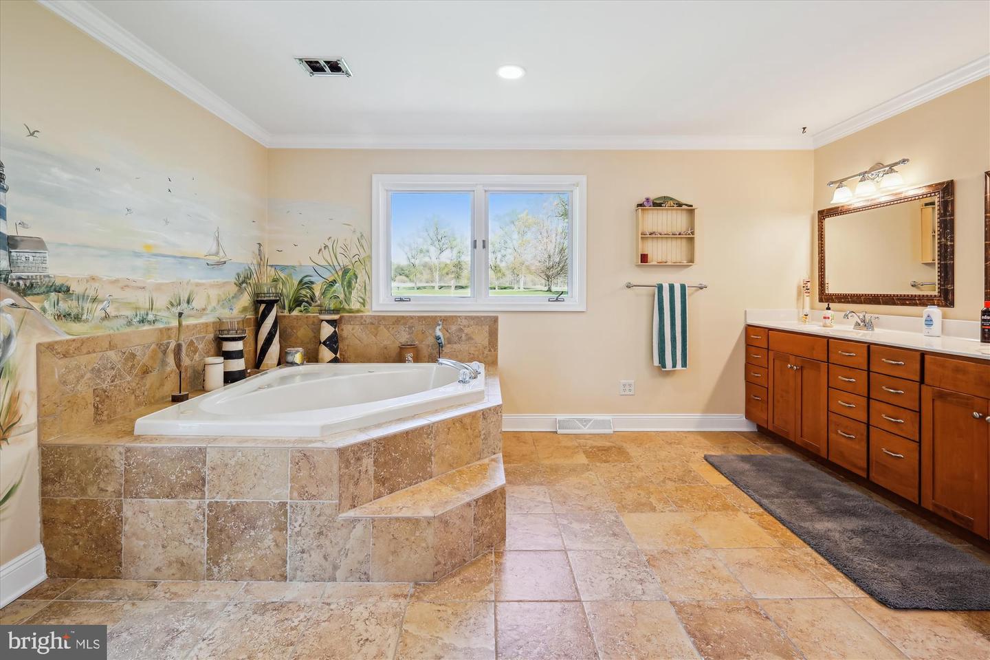 42 Prospect Bay Dr W