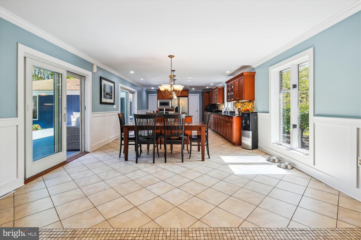 42 Prospect Bay Dr W