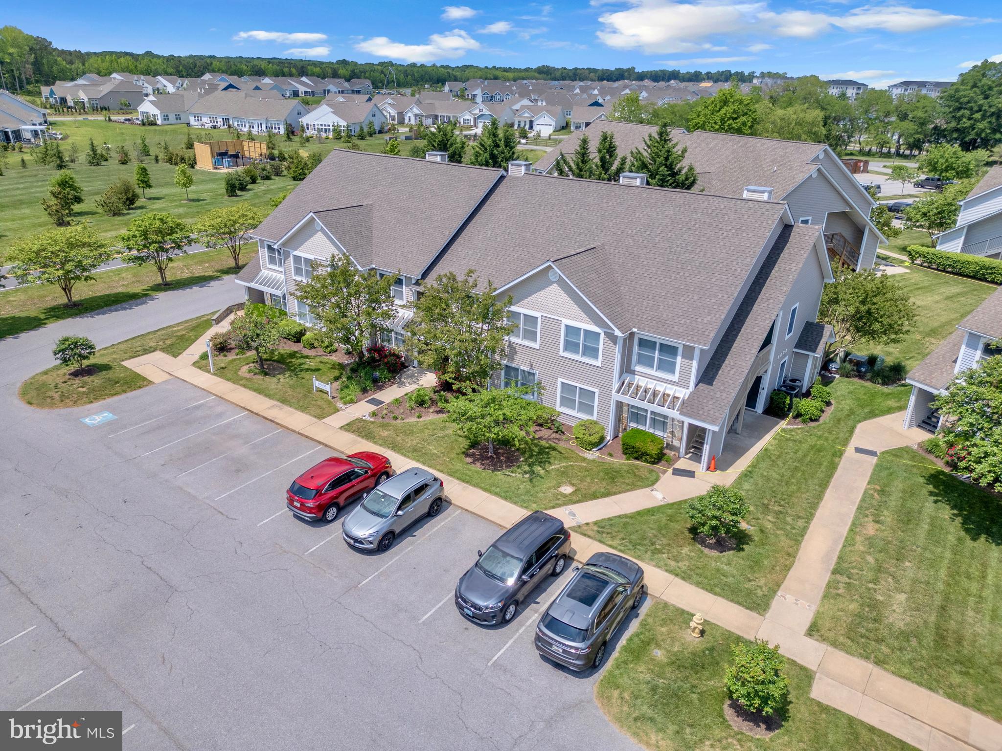 605 Teal Ct